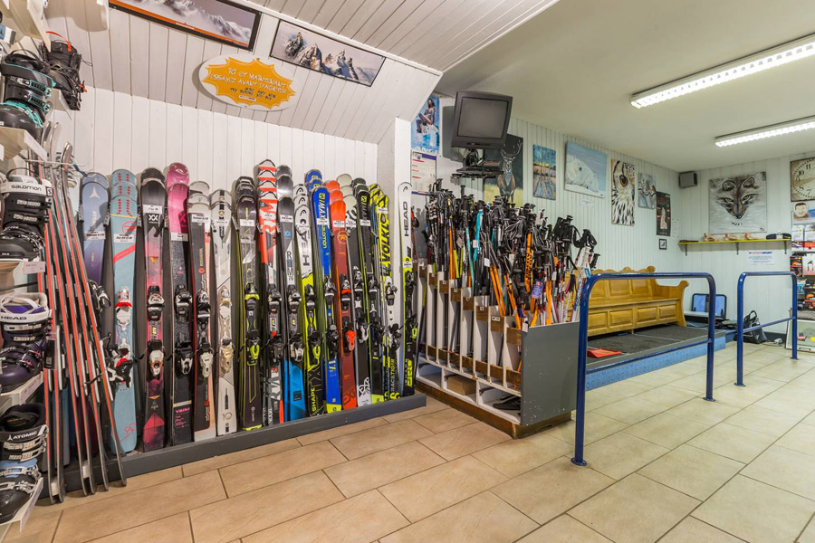 Ski rental La Plagne Les Coches Intersport